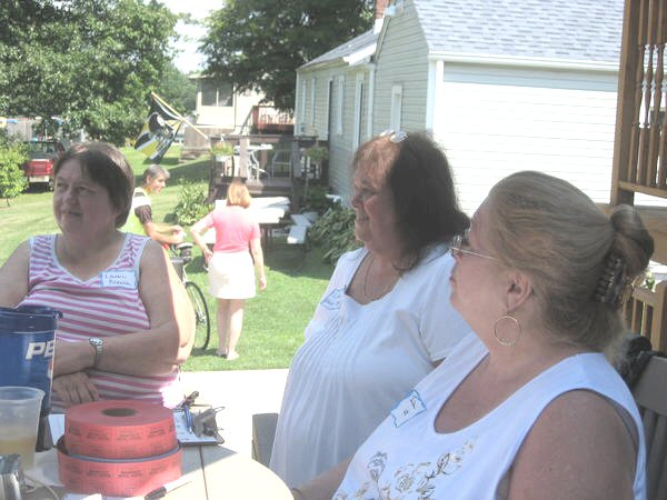 Laurie Krausse, Mike Pirogowicz, Cynthia Pirogowicz Sheeks, Linda Harp Engle, Debi-Ellen Beckett Laurie Krausse, Mike Pirogowicz, Cynthia Pirogowicz Sheeks, Linda Harp Engle, Debi-Ellen Beckett